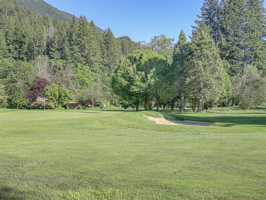 Ski-Mount Hood Charm-Welches,Golf And Ski Resort Condo,W&D, Wifi,Near Woods,Hiking,Fishing Mount Hood Village Exteriér fotografie