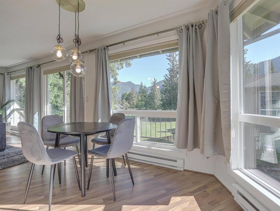 Ski-Mount Hood Charm-Welches,Golf And Ski Resort Condo,W&D, Wifi,Near Woods,Hiking,Fishing Mount Hood Village Exteriér fotografie
